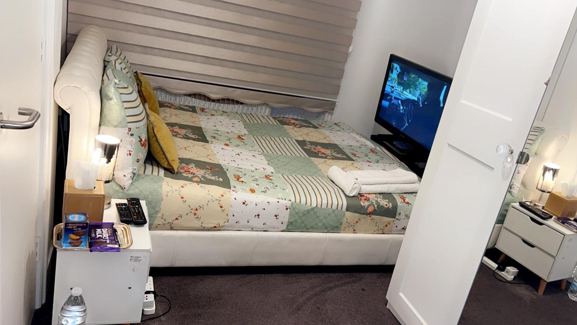 Deluxe Garden Apartment London Eksteriør billede
