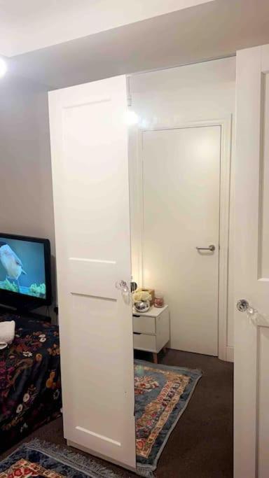 Deluxe Garden Apartment London Eksteriør billede