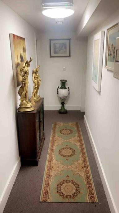 Deluxe Garden Apartment London Eksteriør billede